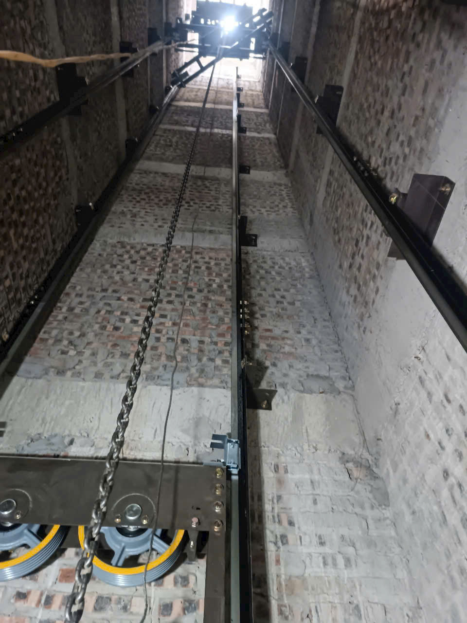 Các kích thước hố thang máy